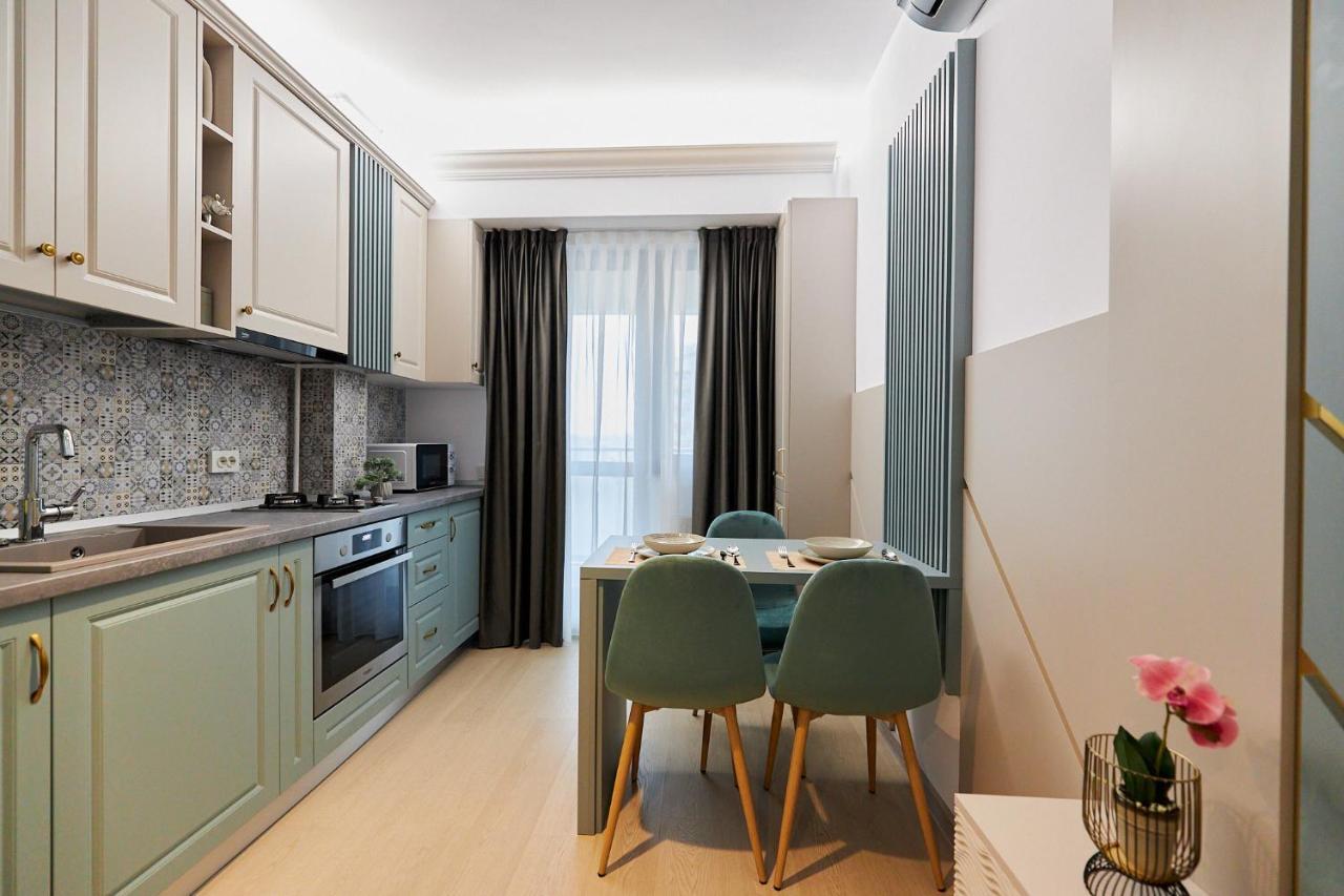 Uptown Apartments ヤシ エクステリア 写真