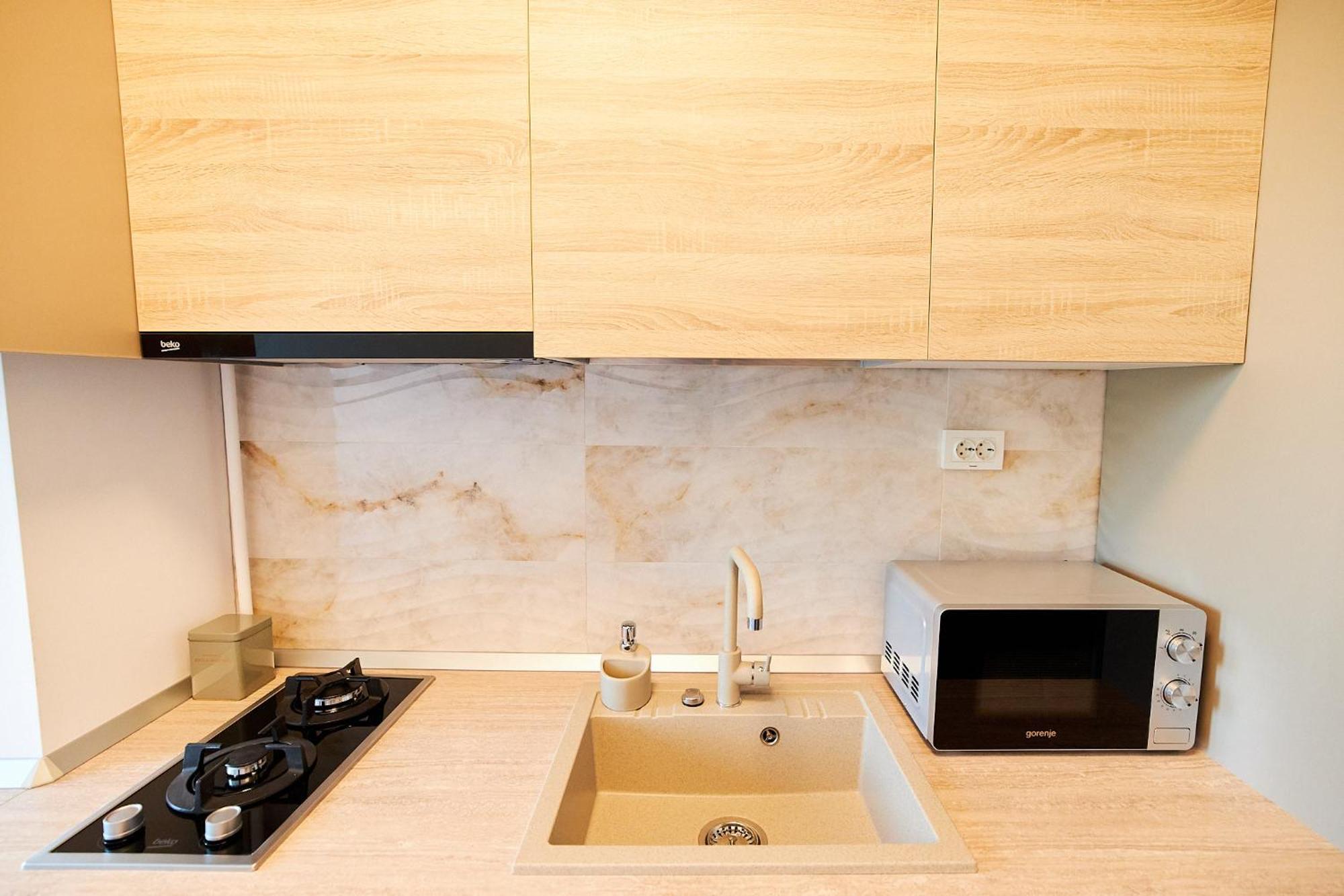 Uptown Apartments ヤシ 部屋 写真